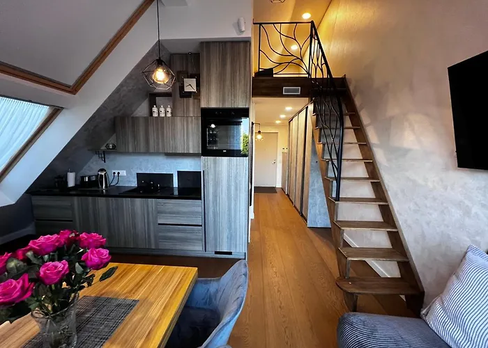 Windflower Apartment